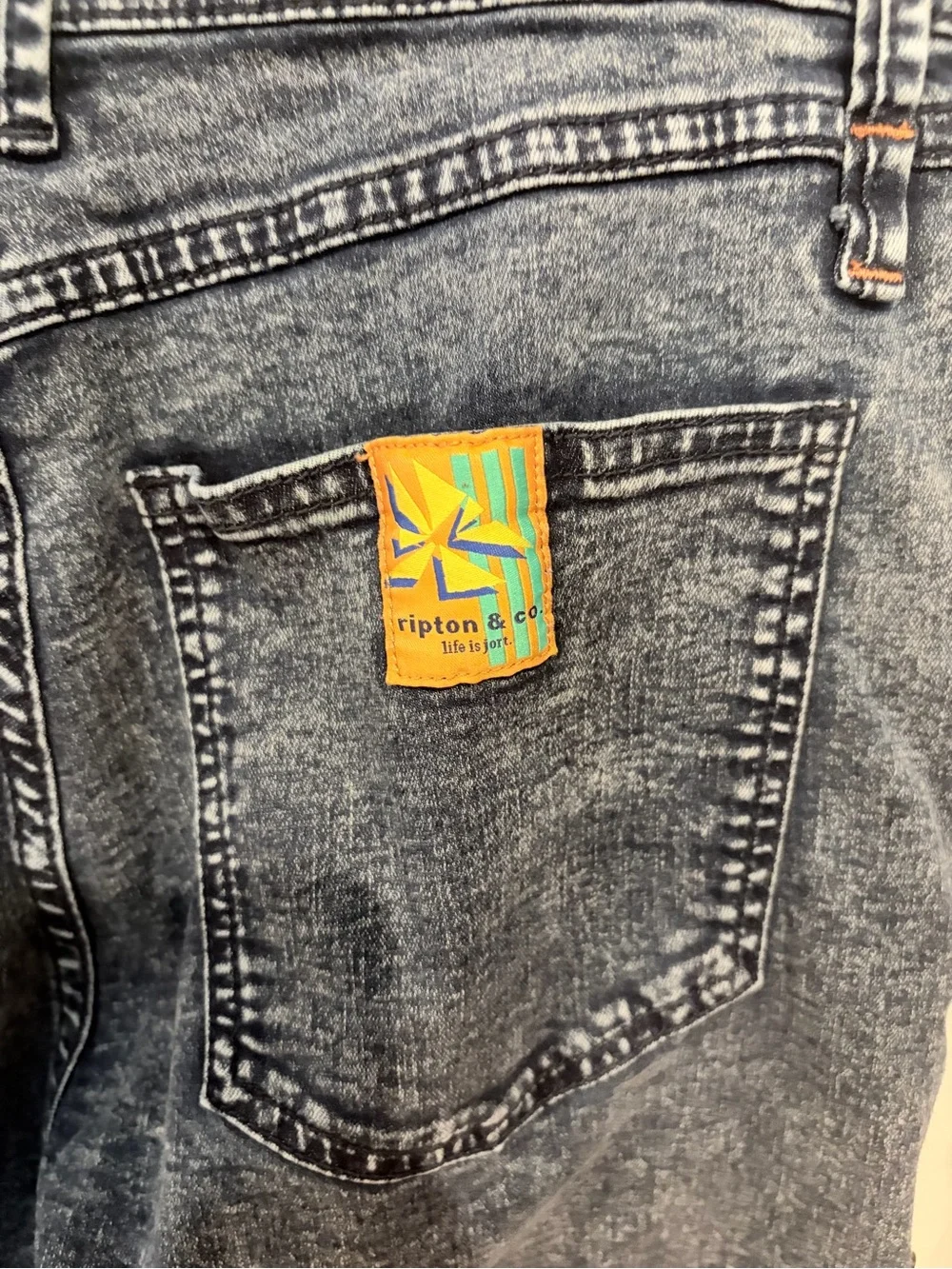 Ripton Co. Oskar Blues Edition boyfriend Jeans size 30” women - Picture 4 of 8